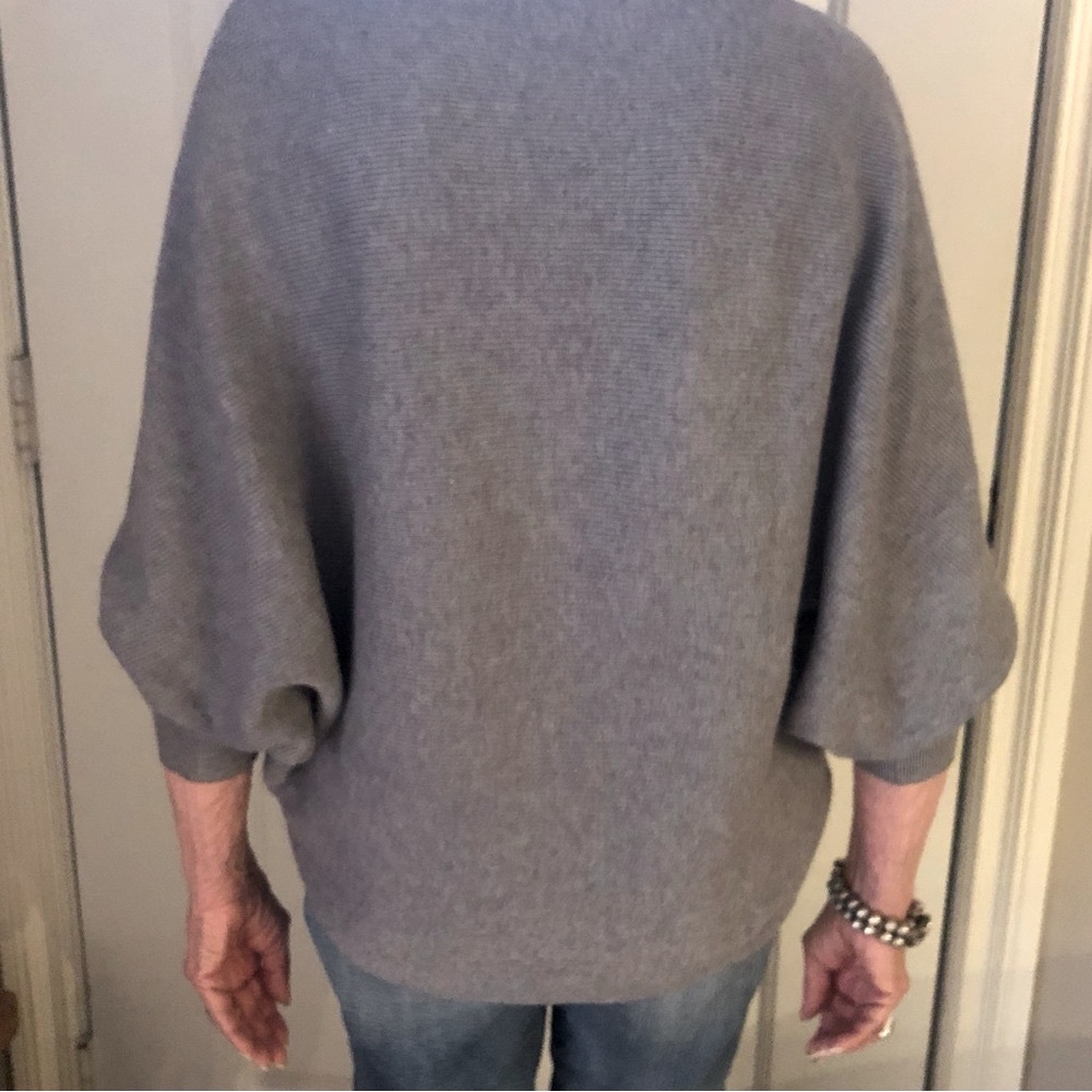 Soft & cozy gray sweater with batwing sleeves, boat neck, & shirttail hem - Picture 13 of 15
